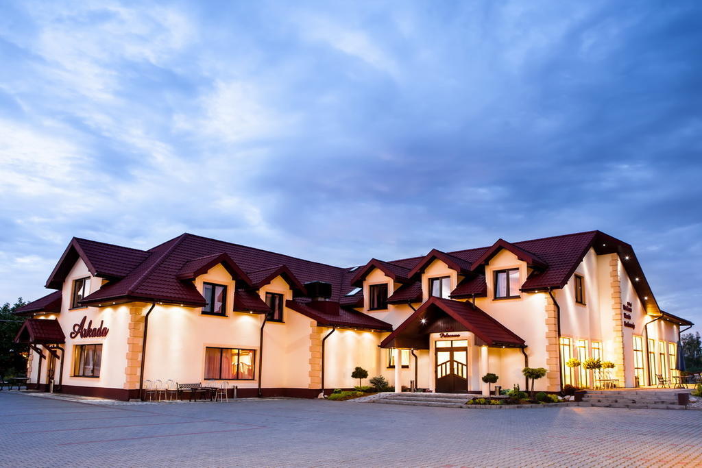 Hotel Arkada Rawa Mazowiecka Exterior foto