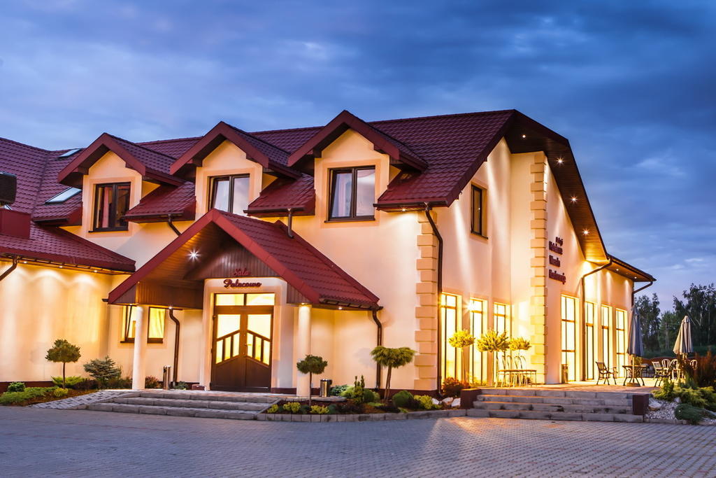 Hotel Arkada Rawa Mazowiecka Exterior foto